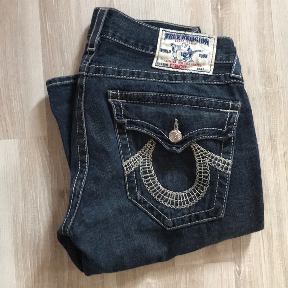 Men’s True Religion Straight Legged Jeans